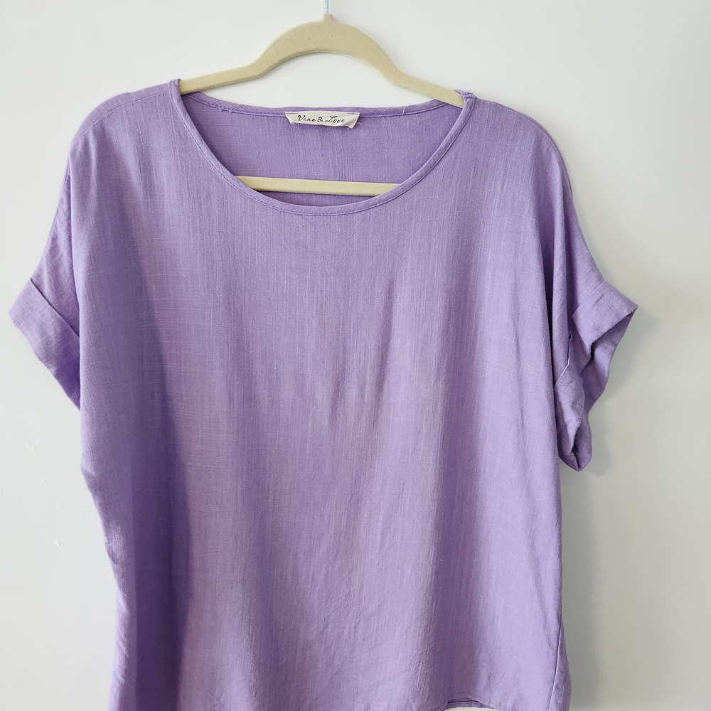 Vine & Love Light Purple Short Sleeve Top
